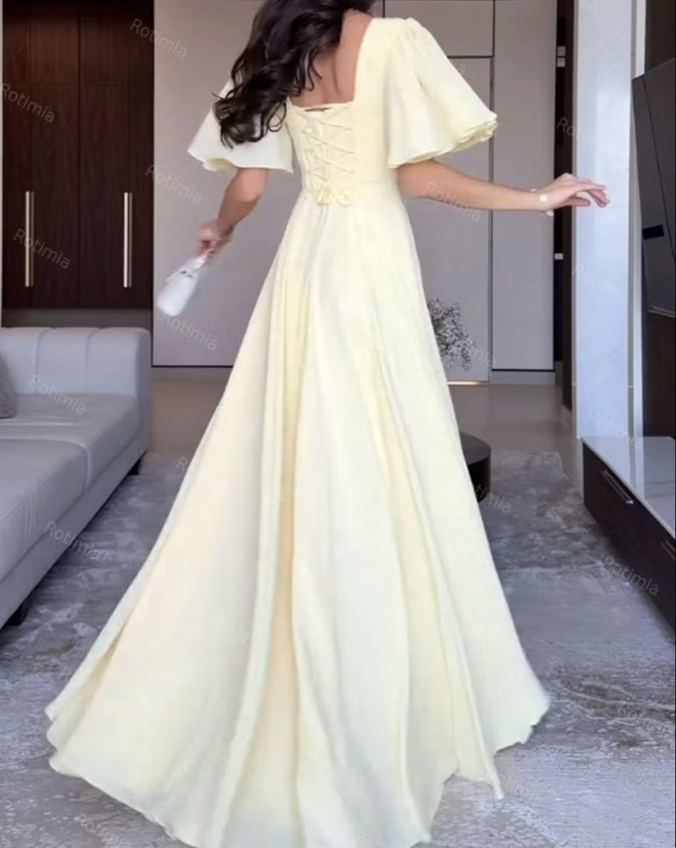 Robes: Abendkleid Rotimia hellgelb  – Neuf avec emballage d'origine à Gossau ZH par slushy17 1