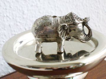 Statuette: **2 x versilberter Elefant ** – Nuovo (secondo la descrizione) da Zuerich venduto da Perlen-Decor 1