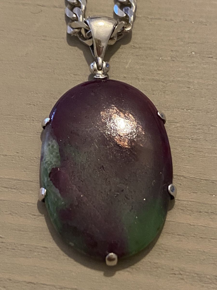 Anhänger: Rubin-Zoisit-Anhänger mit einer silbernen Kette 925 – Gebraucht aus Birr von Vintage-Liebhaber 3