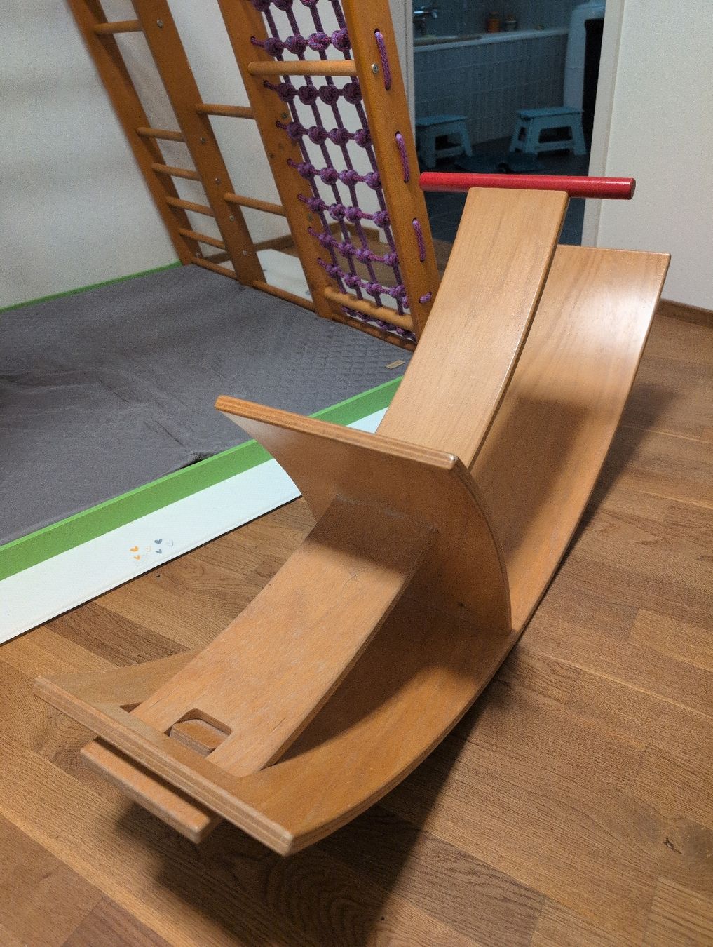 Giocattoli: geniale Schaukel- Wippe von Stokke – Usato da Liestal venduto da nsa_6kpd 2