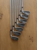Titleist T100 Forged Eisensatz 4-PW (7 Eisen)  R-Flex