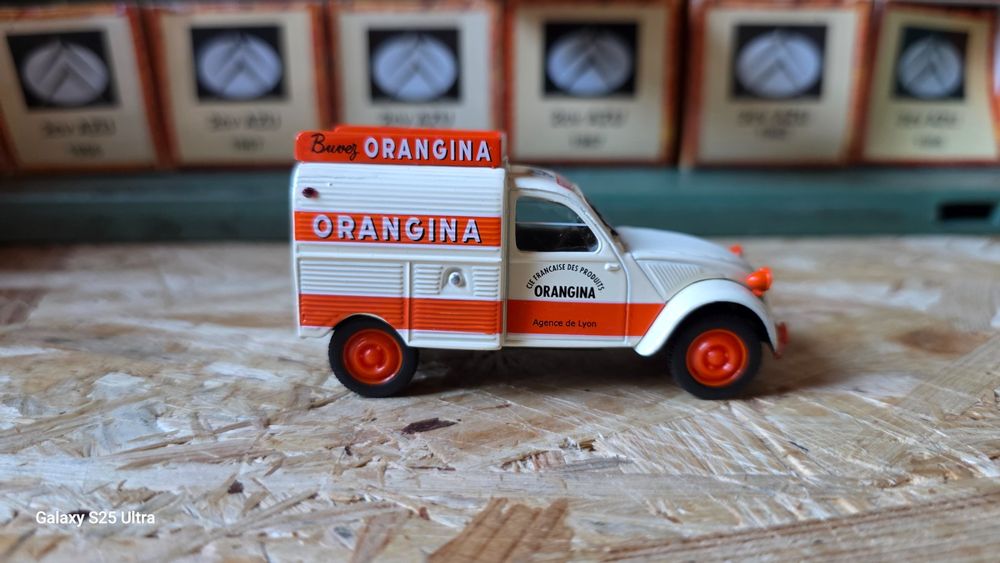 Norev 1/18 Citroën 2CV Fourgonnette Pompiers - Collection