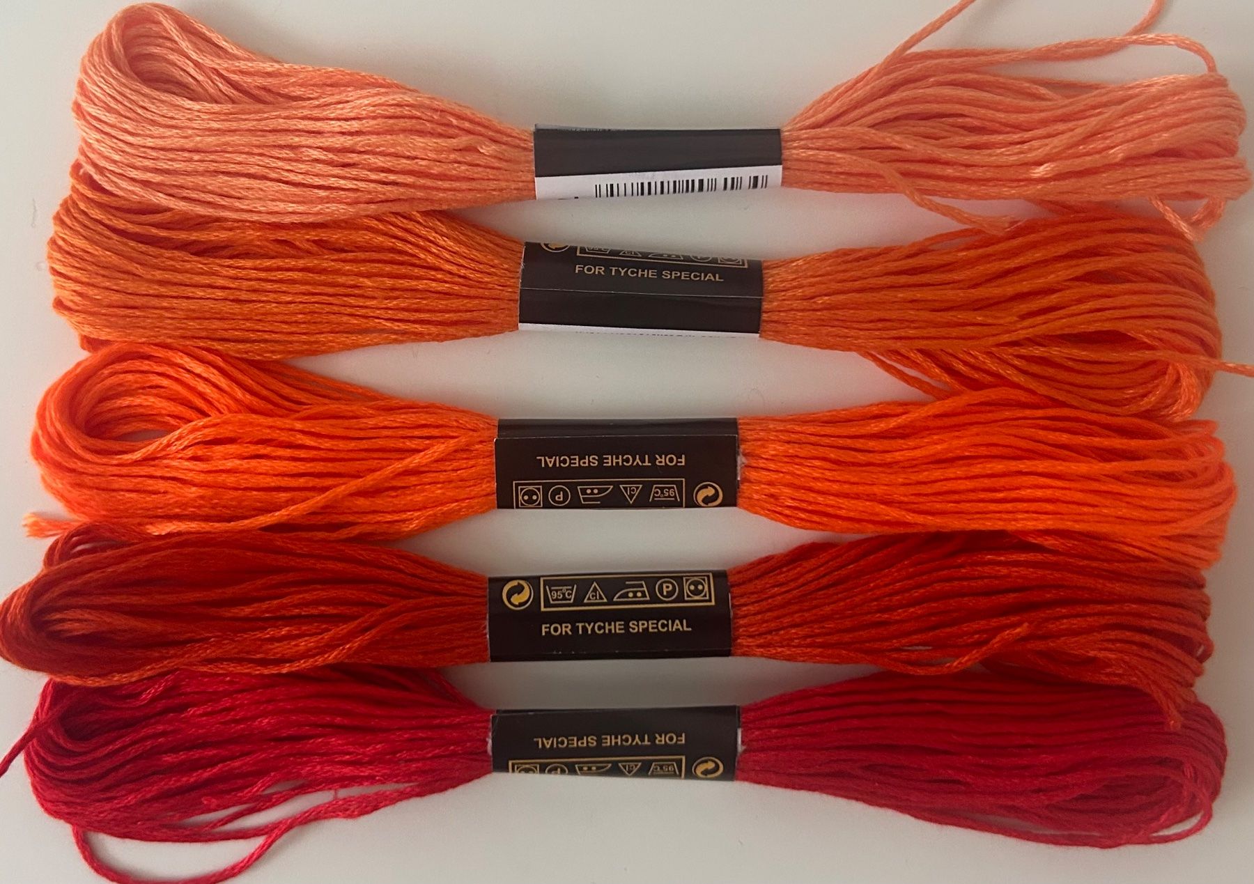 Cordicelle & Fili: 5x Stickgarn neu – Nuovo e nell'imballaggio originale da Geneve venduto da vane267