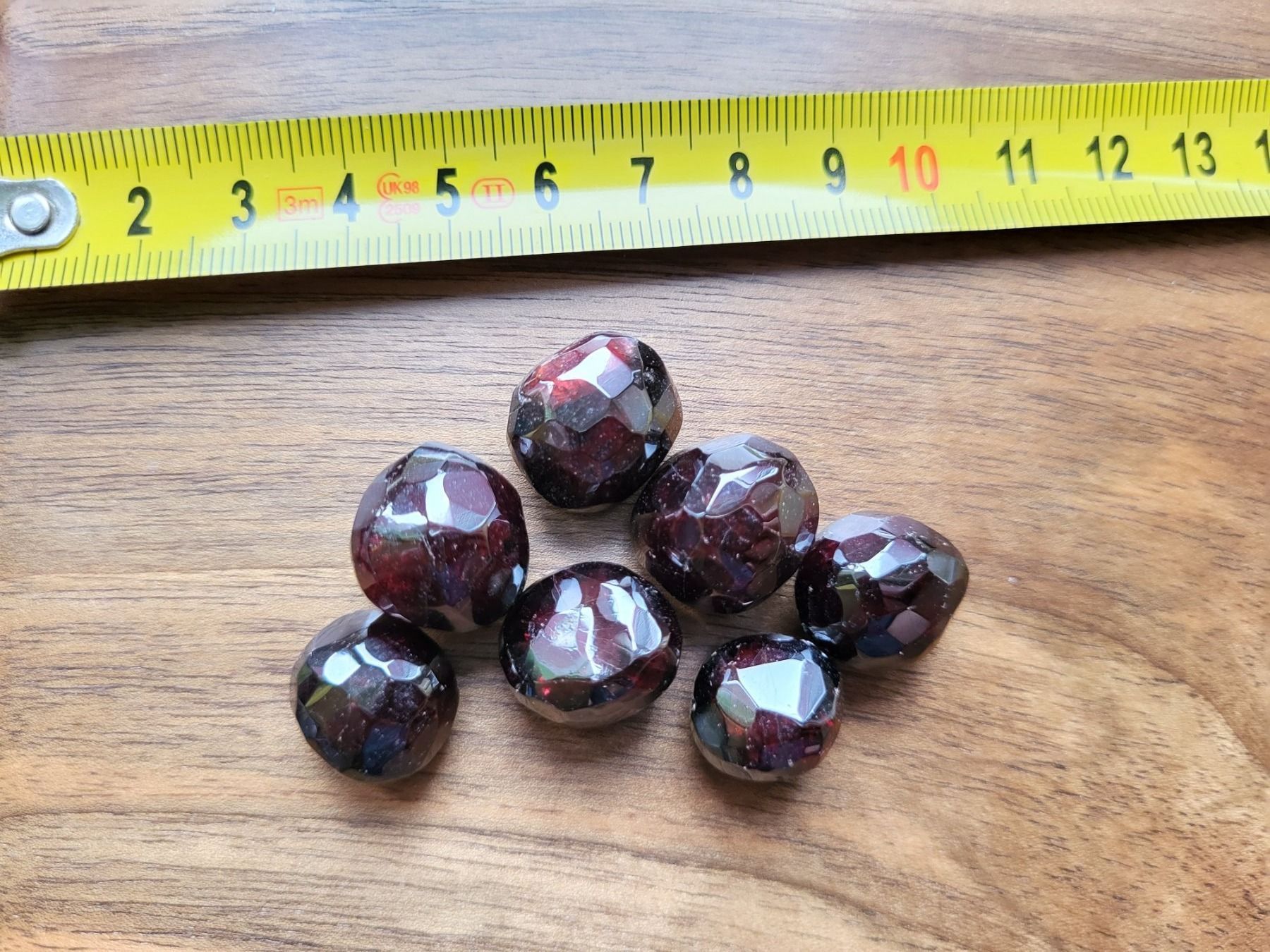 Mineralien & Heilsteine: Pyrop – Gebraucht aus Flawil von Uncristalized 1