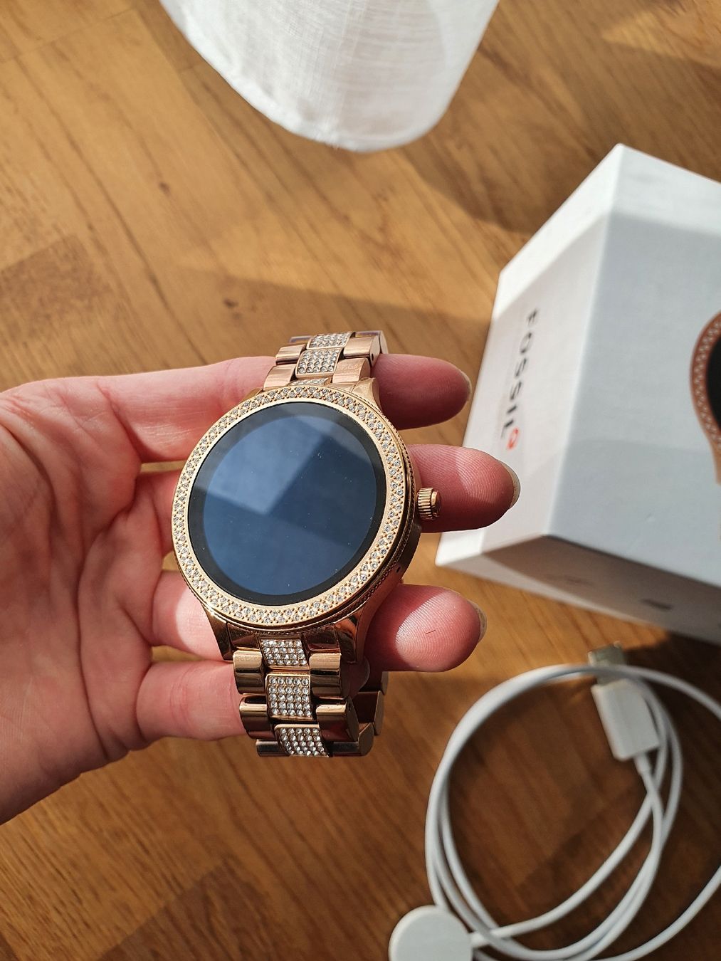 Fossil Smartwatch: Fossil  Damen Smartwatch Roségold Strass – Gebraucht aus Willisau von dah_z8tf 1