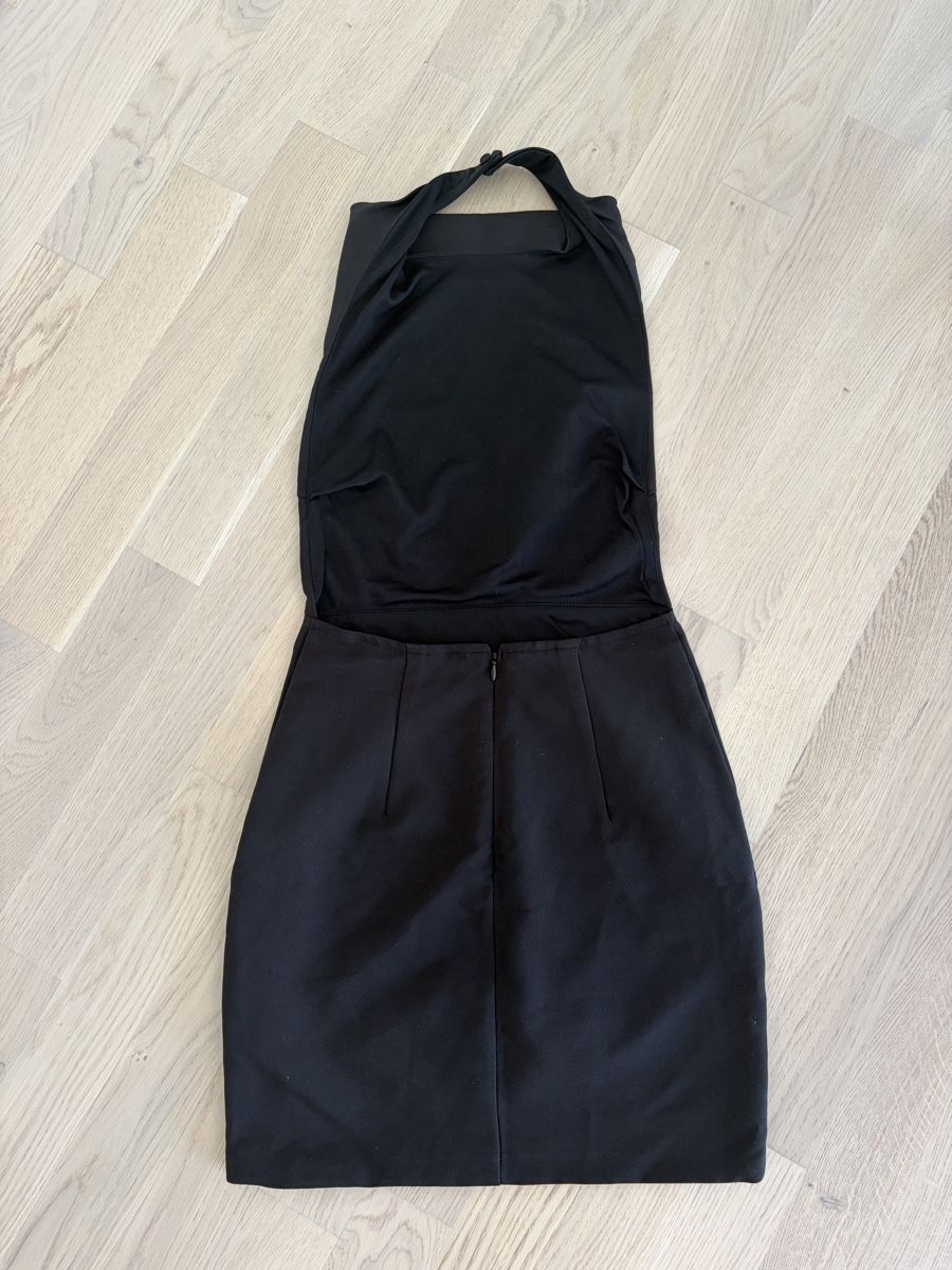 Vestiti: Kleid schwarz mini – Usato da Au ZH venduto da eac_gm25 1