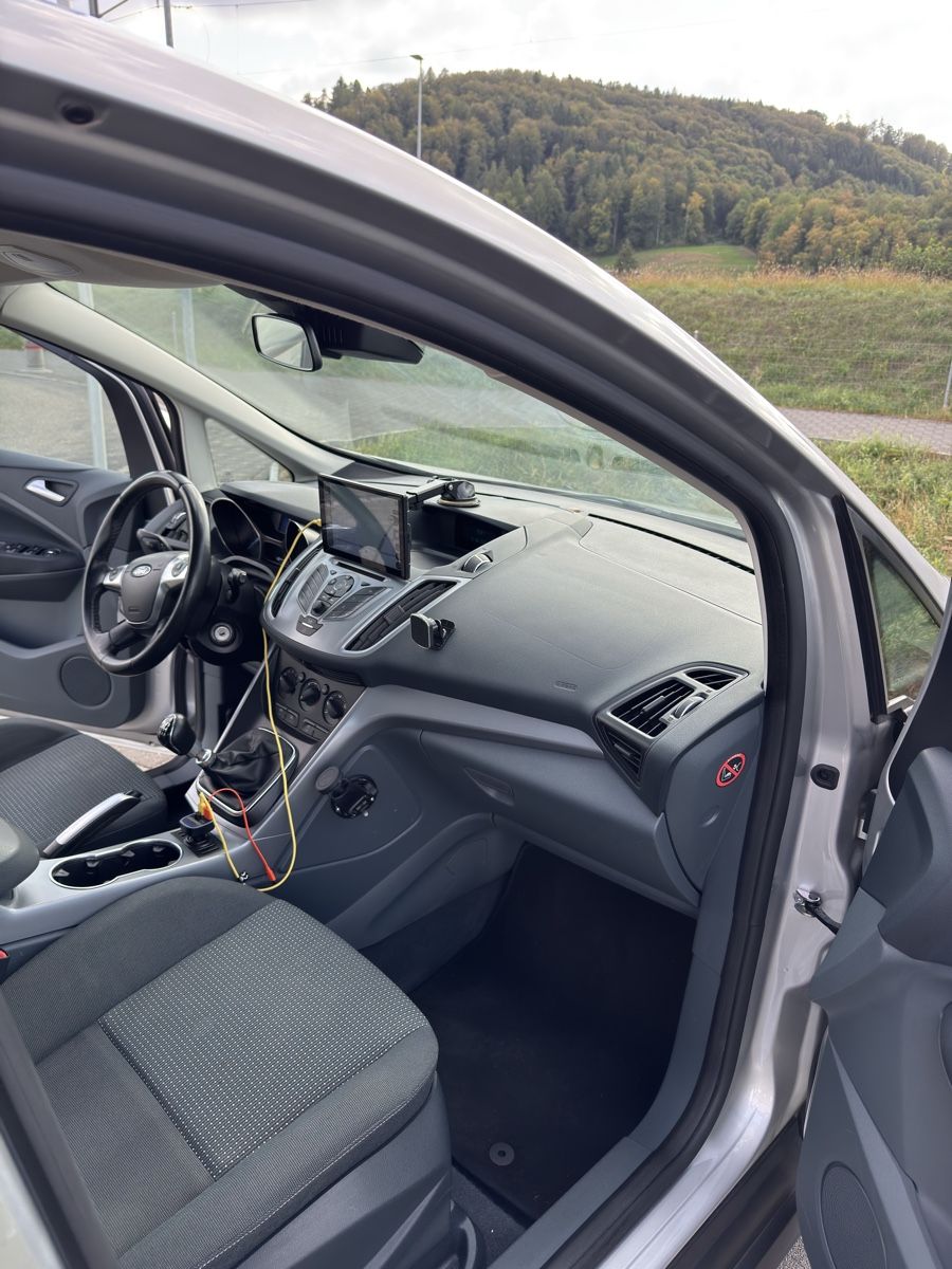Ford Autos: Ford C-MAX 1.0 SCTi – D'occasion à Unterentfelden par yoo_kd6y 6