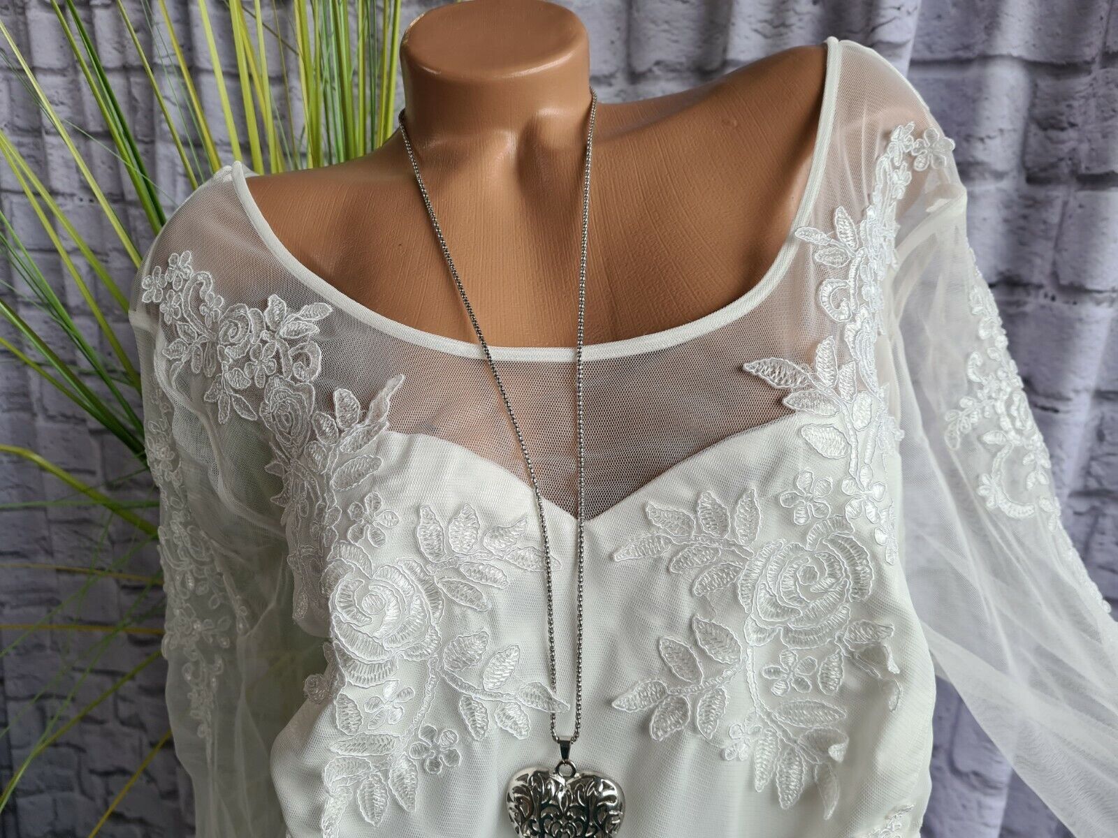 Vestiti: Sheego Abendkleid Hochzeit Party Gr.42 – Usato da Zuzwil SG venduto da Cali67