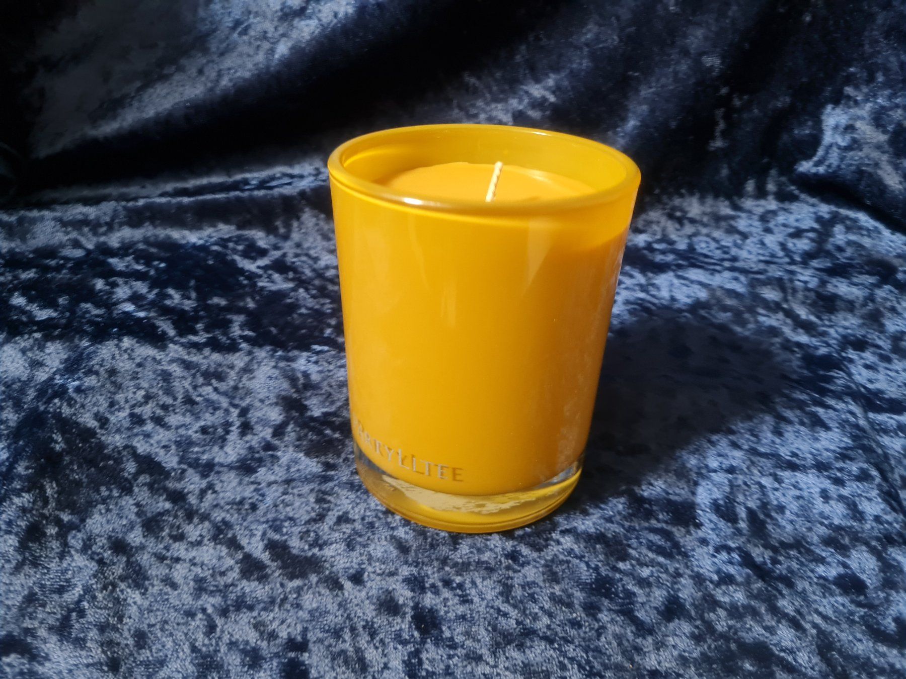 Partylite Candele: PartyLite - Duftwachsglas Escentials Whiskey + Oak – Nuovo e nell'imballaggio originale da Othmarsingen venduto da Kleibai