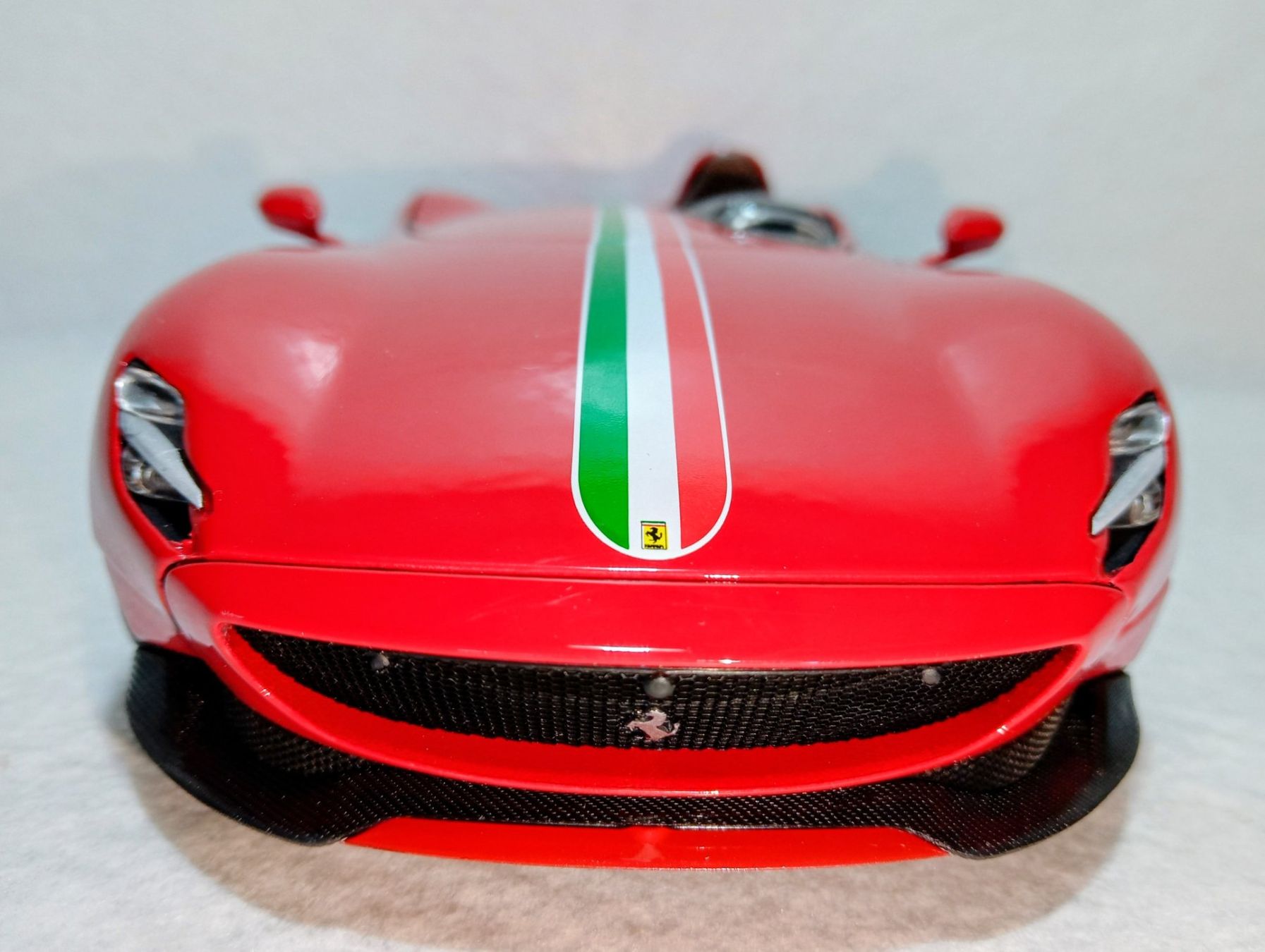 Bburago Modellini d'auto: Ferrari Monza SP1 – Nuovo e nell'imballaggio originale da Huttwil venduto da Secondtrain 5