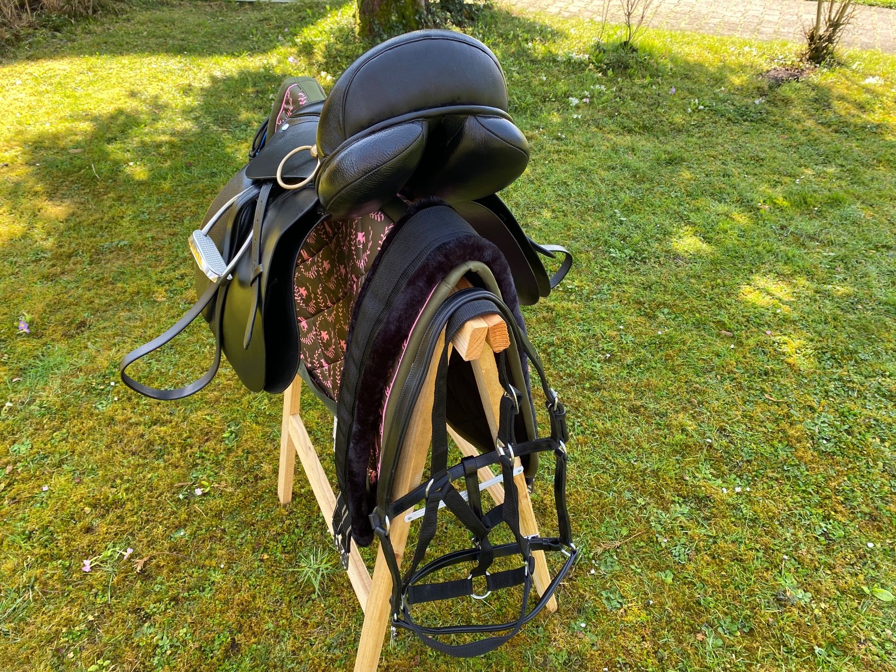 Selle & Accessori: schöner Vielseitigkeitssattel – Usato da Feldbach venduto da Fea1 7