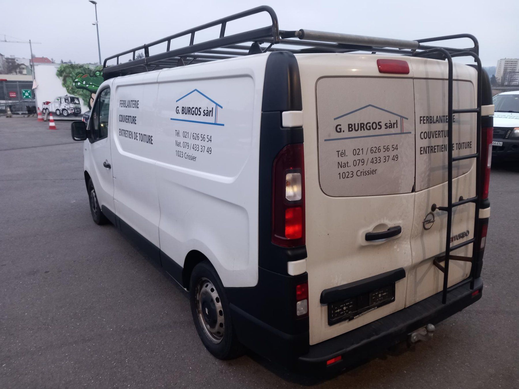 Opel Véhicules utilitaires: Opel Vivaro B 16CDTi – D'occasion à Yverdon-les-Bains par  3