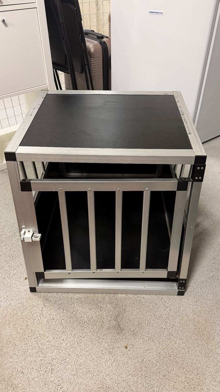 Cucce & Letti: Hundebox ca. 54 x 69 x 50 cm – Usato da Hausen AG venduto da sus_5fgn 1