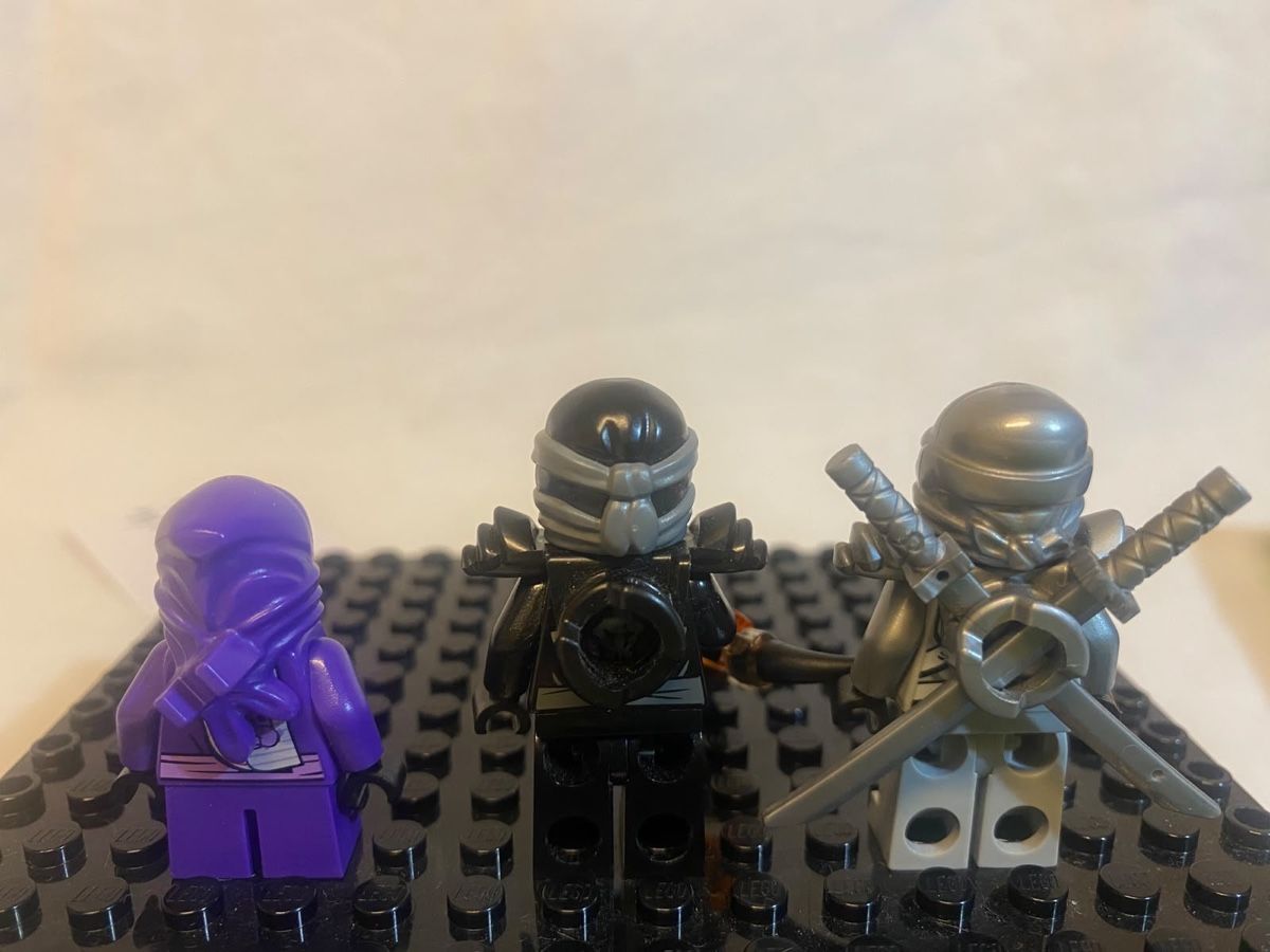 Lego Spielzeuge: Lego Ninjago Figuren  – Gebraucht aus Zollikerberg von Oswaldo78 1