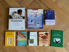 Bücher Konvolut: Meridianklopfen, Shiatsu, Akupunktur