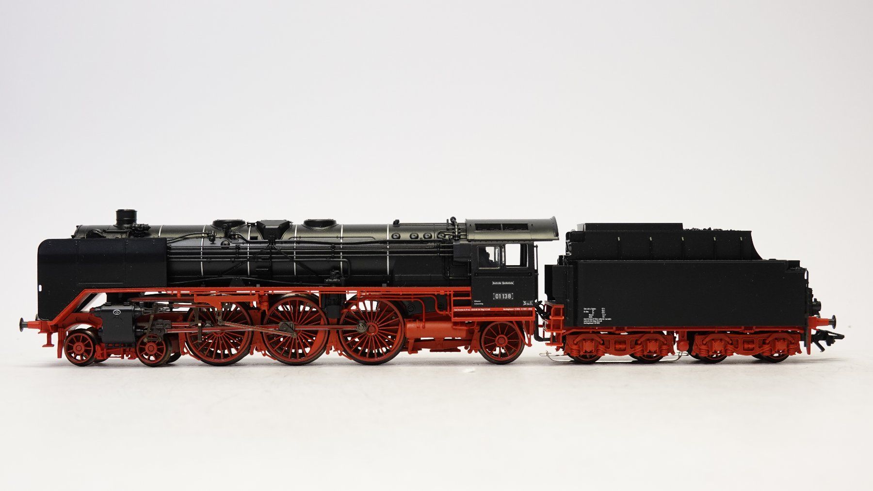 Märklin Modelleisenbahnen: e14 Märklin 39008 DB BR 01 Dampflok Ep III – Gebraucht aus Thun von evinka_gmbh 1