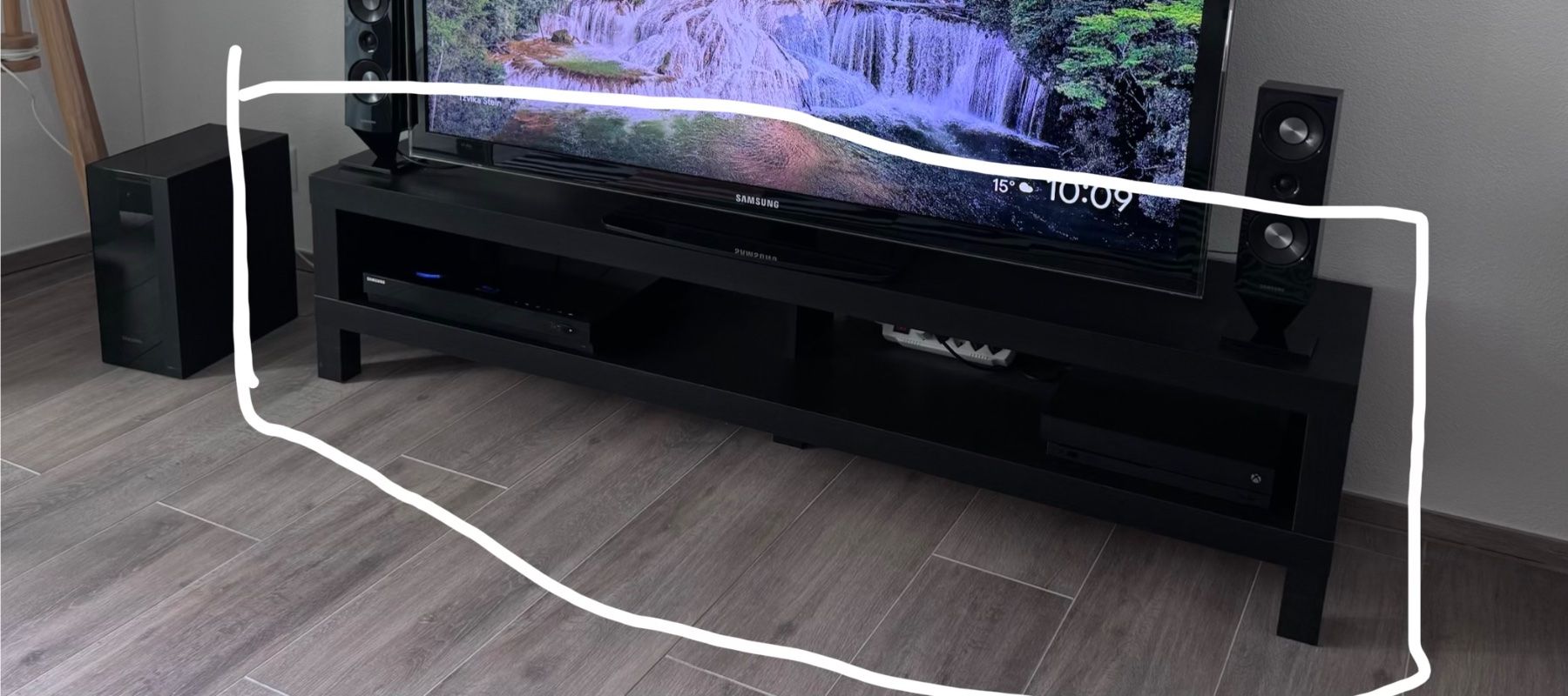 Ikea Mobili TV: Fernsehmöbel (Lowboard) – Usato da Zürich venduto da Sammirmir
