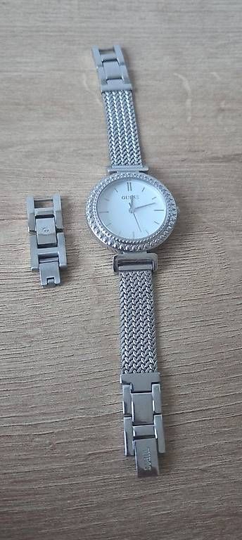 Guess Orologi: Guess Damenuhr silber – Usato da Chur venduto da danielac1 2