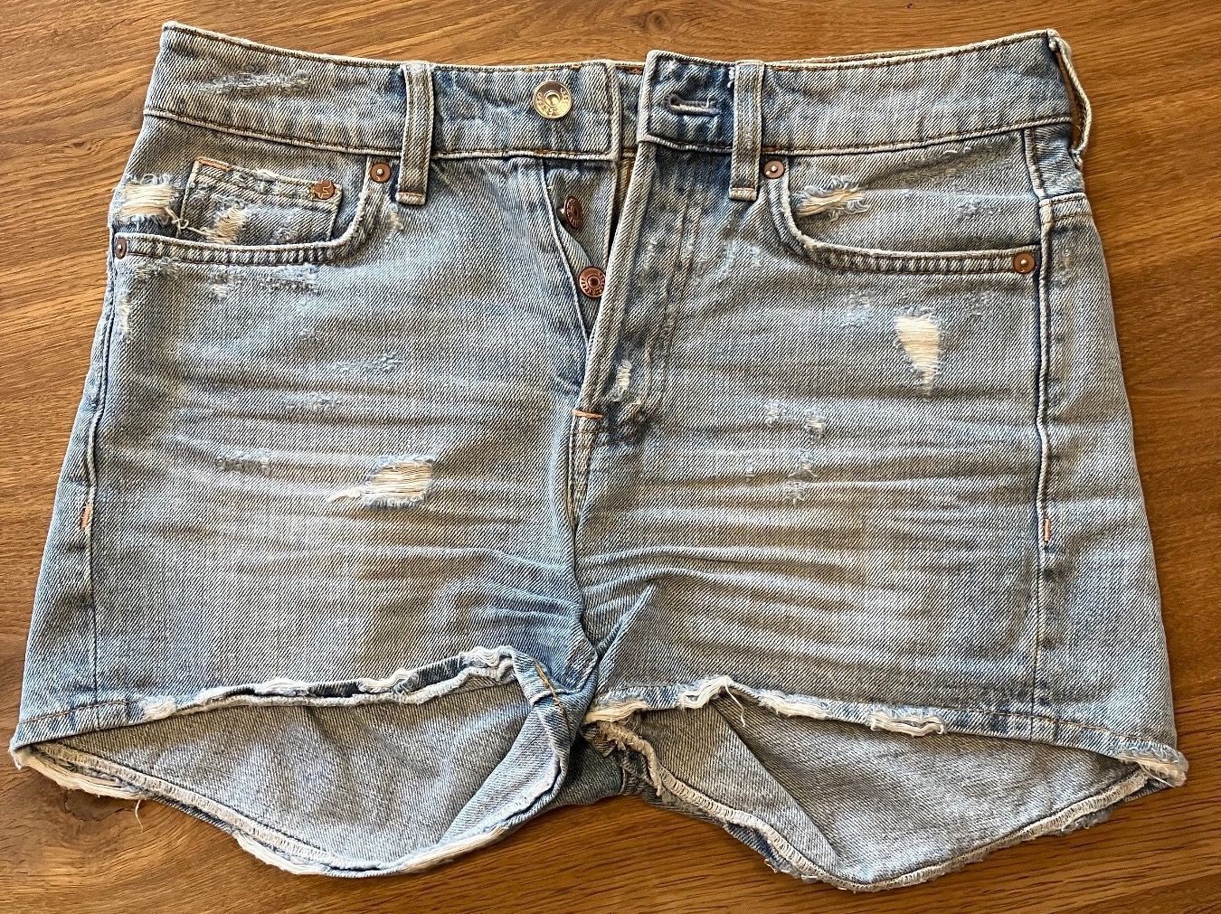 Jeans: Jeans Shorts Gr. 34 – Usato da Rohr b. Olten venduto da -FaLu-