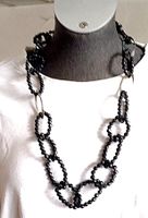 Modekette mit schwarzen Chrälleli und Silber-Gliedern