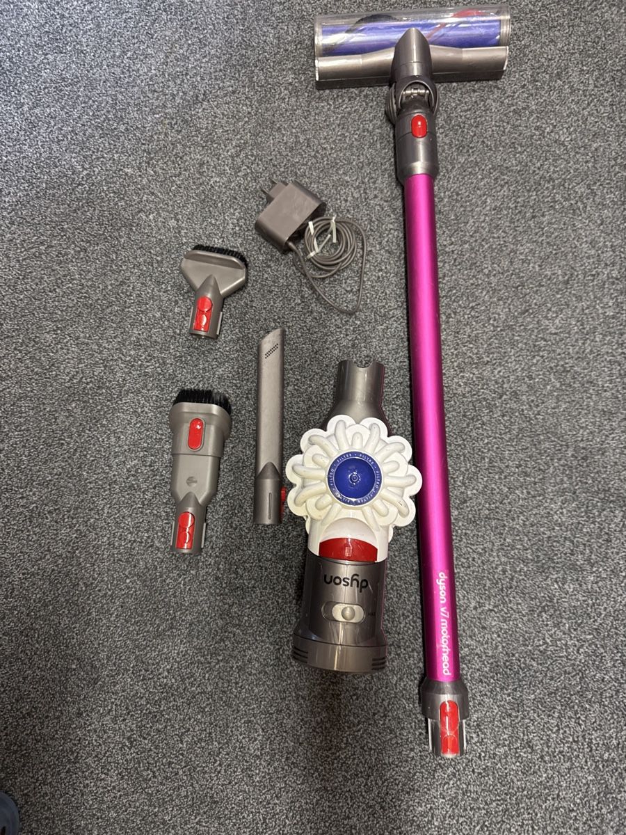 Dyson Aspirapolveri & Accessori: Dyson v7 Motorhead – Usato da Landquart venduto da Nnf007 1