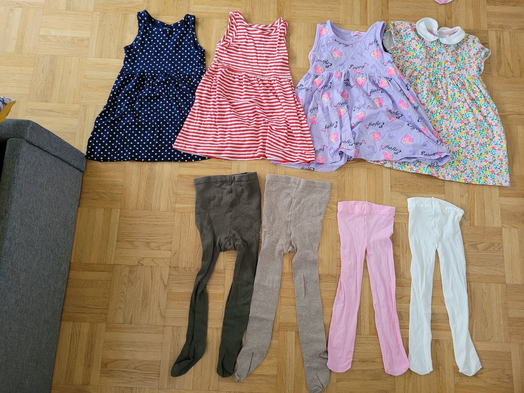 Lotti & Set di vestiti: Kleiderpaket grösse 98 – Usato da Frick venduto da Spain_3 1
