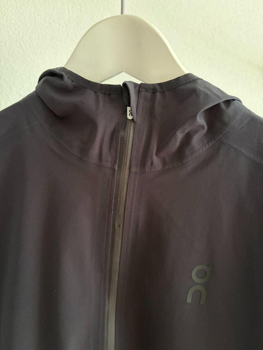 Giacche: ON WATERPROOF ANORAK MEN GRÖSSE S – Usato da Zürich venduto da jonny_s 1