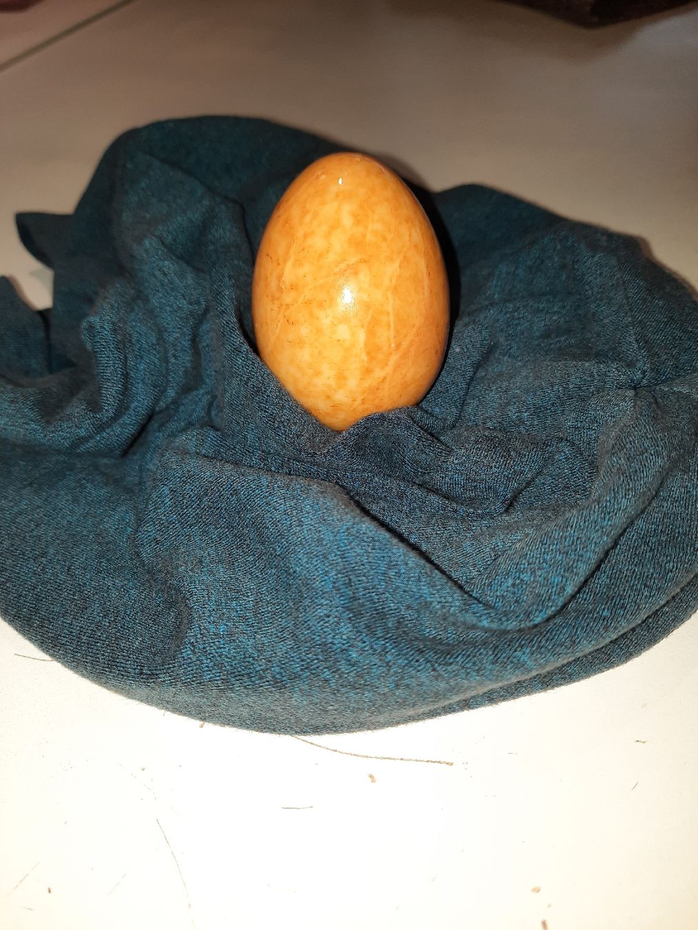 Tutte le decorazioni: Osterei aus Stein – Nuovo e nell'imballaggio originale da Ettingen venduto da Guggerin