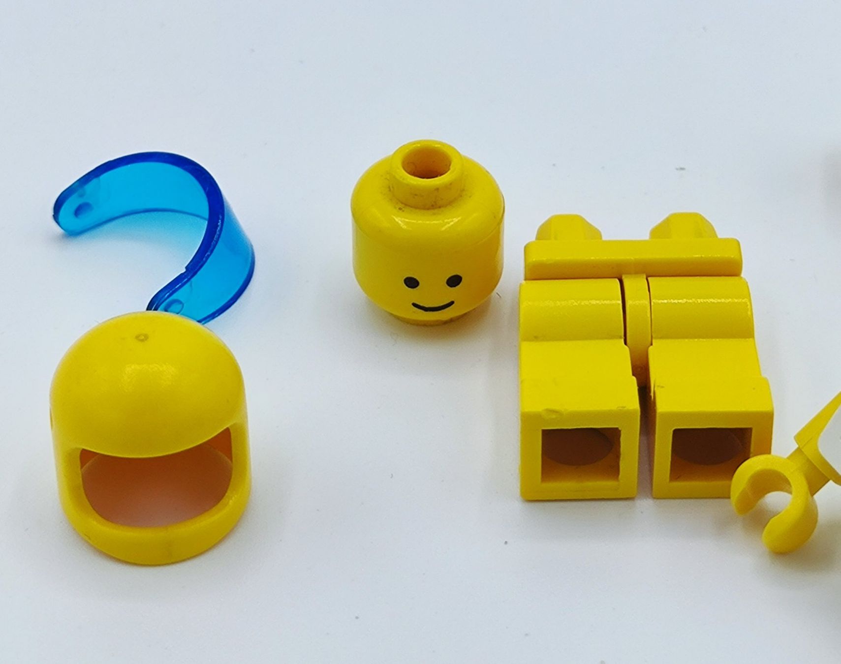 Lego Kit di costruzioni: Lego Space Futuron - Yellow sp016 – Usato da Schlatt TG venduto da AndrTra 3