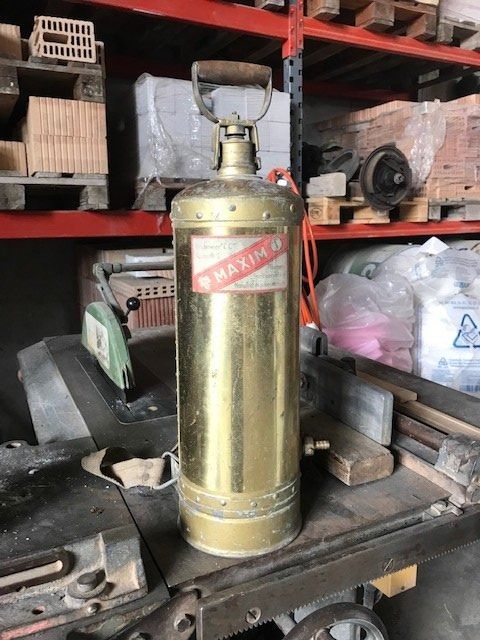 Feuerlöscher: Antiker Feuerlöscher Maxim, Messing – Gebraucht aus Appenzell Meister. von Seppli58