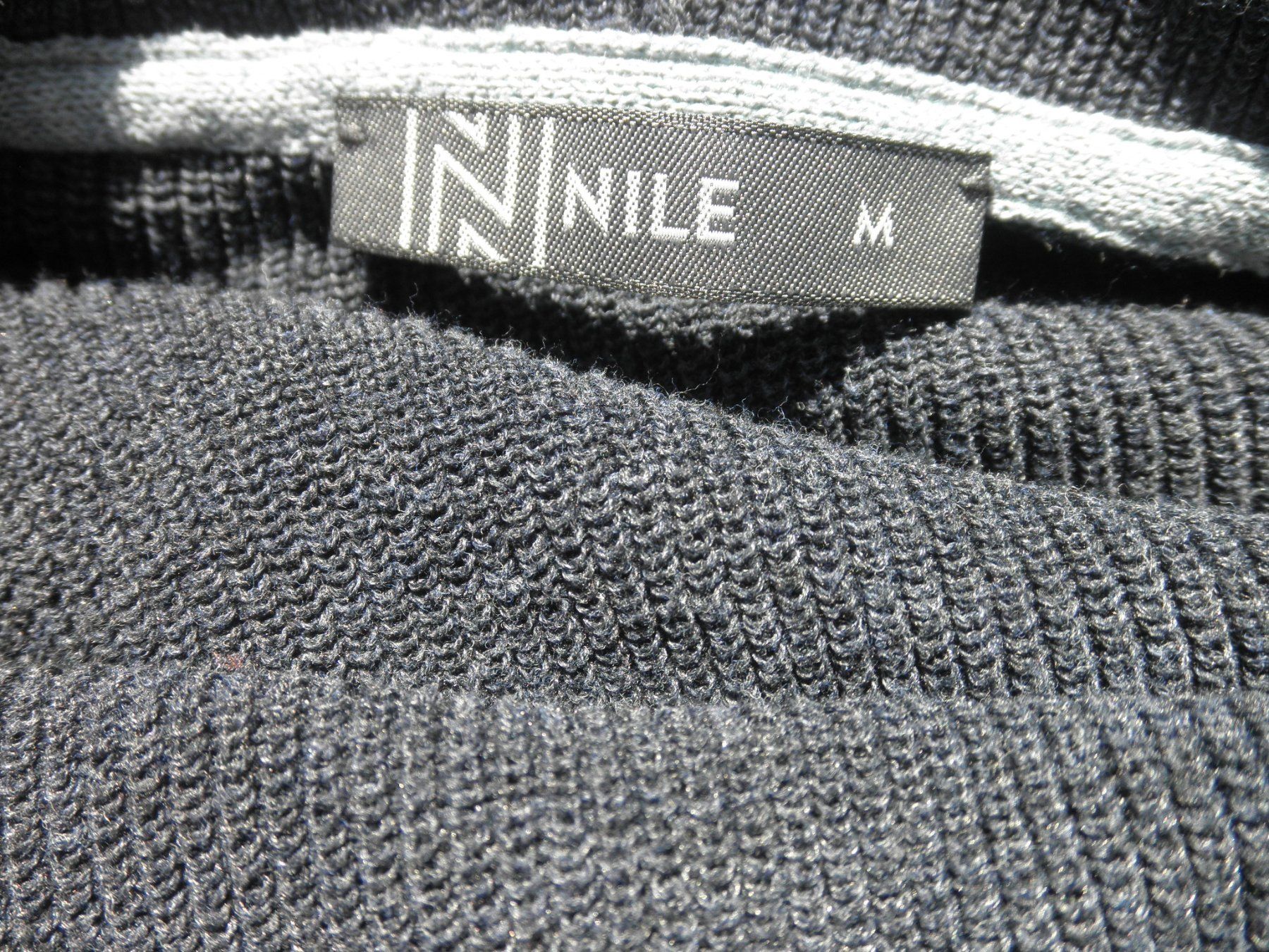 Nile Giacche: Nile Strickjacke mit Kapuze – Usato da Buttwil venduto da Engelhaar 5