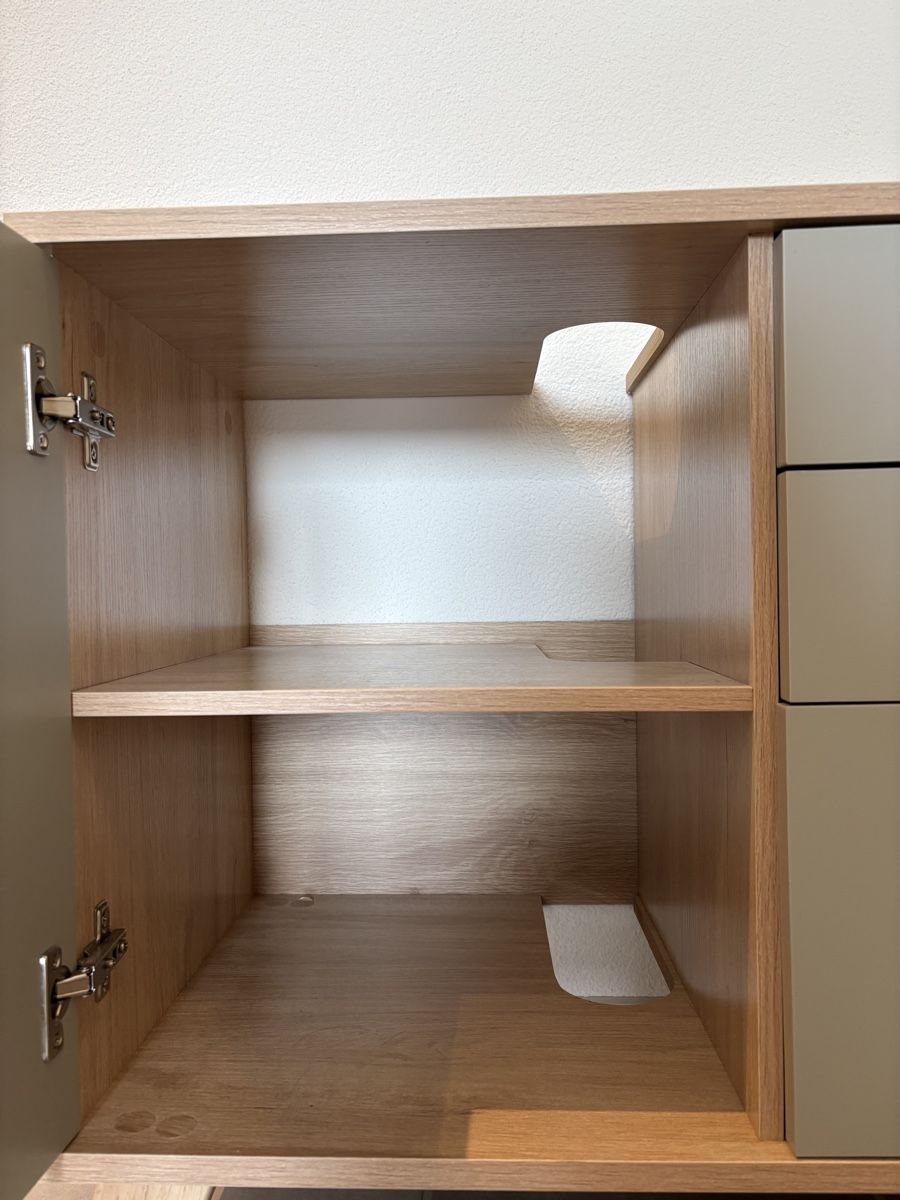 Conforama Badezimmermöbel: Waschbeckenunterschrank – Gebraucht aus Unterkulm von silver.99 2