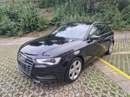 AUDI A3 Sportback 2.0 TDI Ambiente *quattro* frisch ab MFK