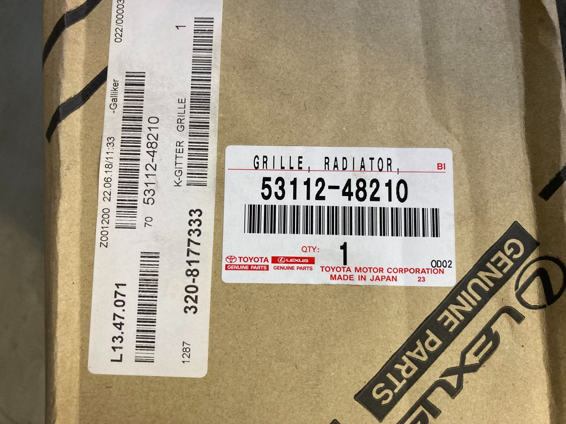 Lexus Tutti pezzi di ricambio auto: Lexus RX450h 53112-48210 – Nuovo e nell'imballaggio originale da Altenrhein venduto da Tribun75 1