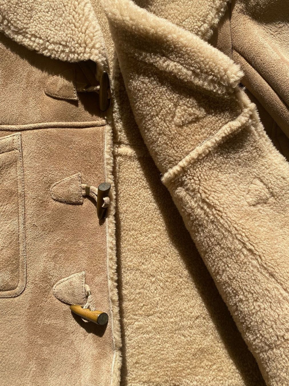 Sandro Cappotti: Sandro | Veste NEUVE ! - shearling - beige - 36-38 – Nuovo e nell'imballaggio originale da St-Sulpice VD venduto da _sell_off 2