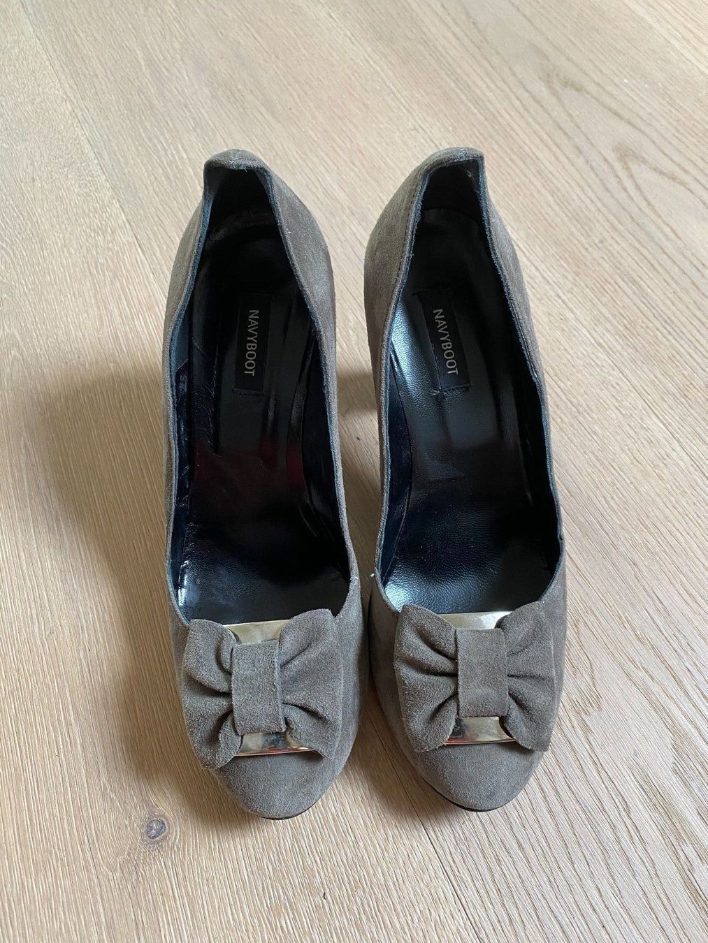 Navyboot Scarpe da donna: Neue NAVYBOOT High Heels Grösse 37 – Nuovo (secondo la descrizione) da Winkel venduto da Flyhy2020
