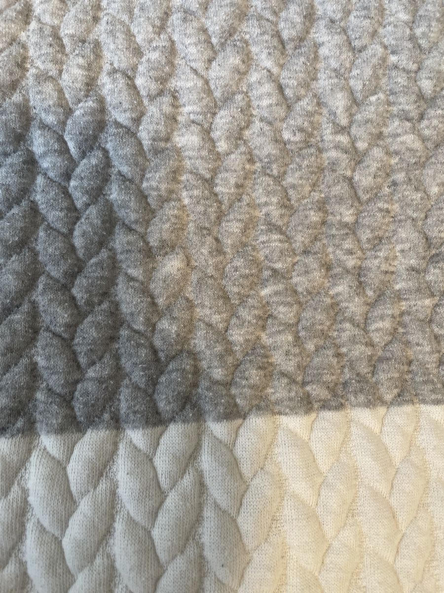 Zara Kleiderpakete: 2 Pullover Zara & Bershka – Neu (gemäss Beschreibung) aus Urdorf von Anassor 3