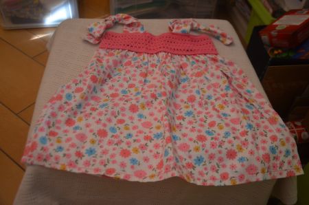 TAILLE 92-98 - JOLIE ROBE NEU