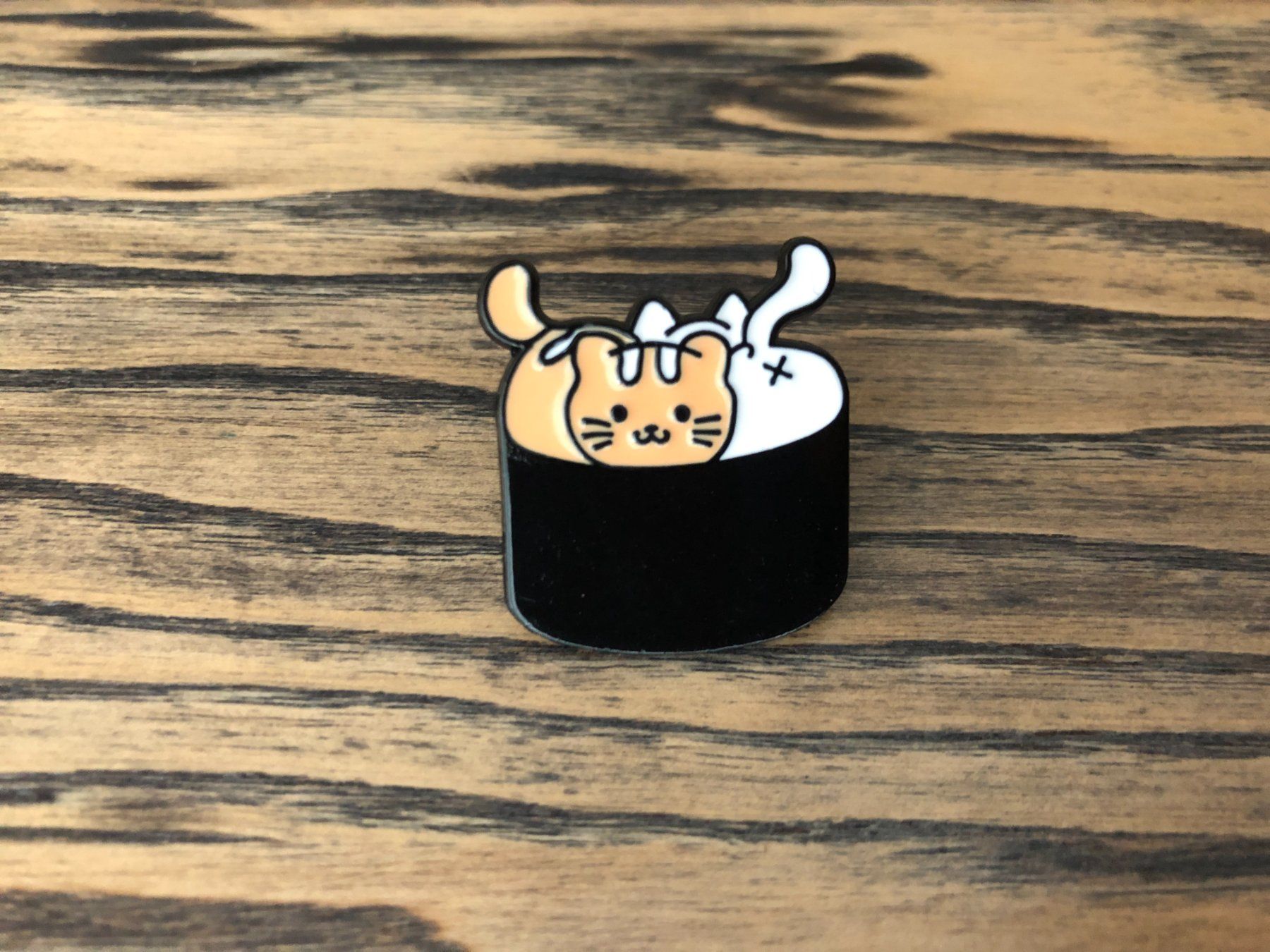 Placchette & Badge: Pin Anstecker Brosche schwarze Katze Sushi – Nuovo e nell'imballaggio originale da Berg am Irchel venduto da Zweiti_Chance
