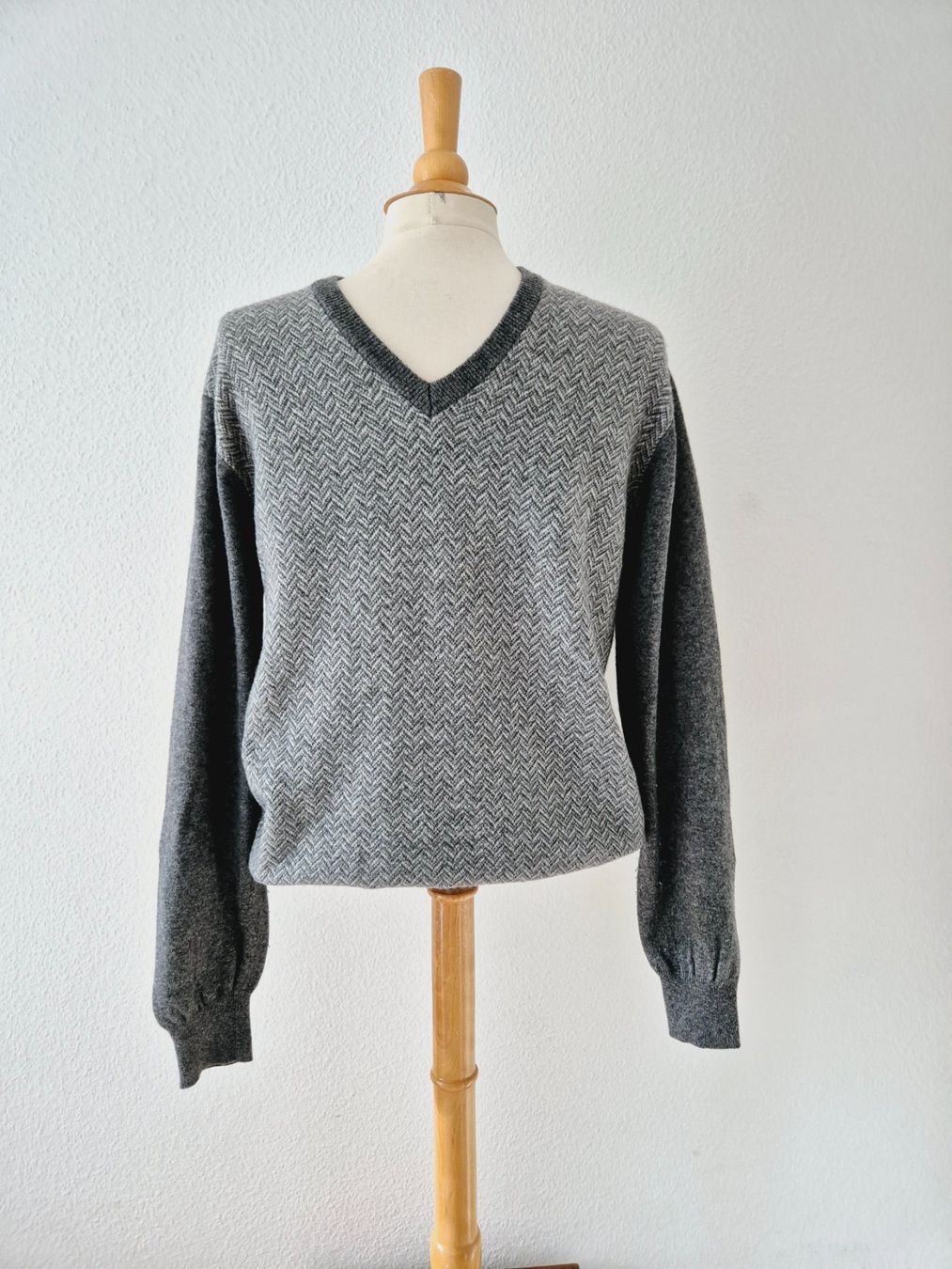 Navyboot Maglioni & Felpe: PULLOVER PULLI NAVYBOOT S MEN CASHMERE KASCHMIR WOLLE GRAU – Usato da Elsau venduto da the-colorful-side