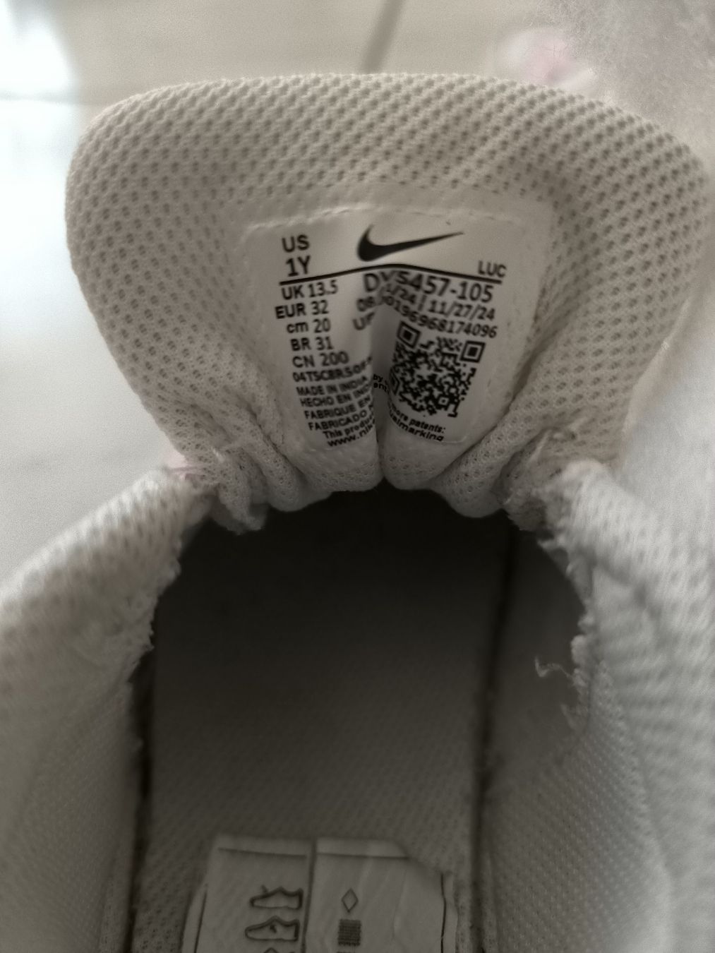 Nike Scarpe per ragazze: Mädchen Schuhe nr 32 Nike – Usato da Buchs SG venduto da Cor-Pie 4