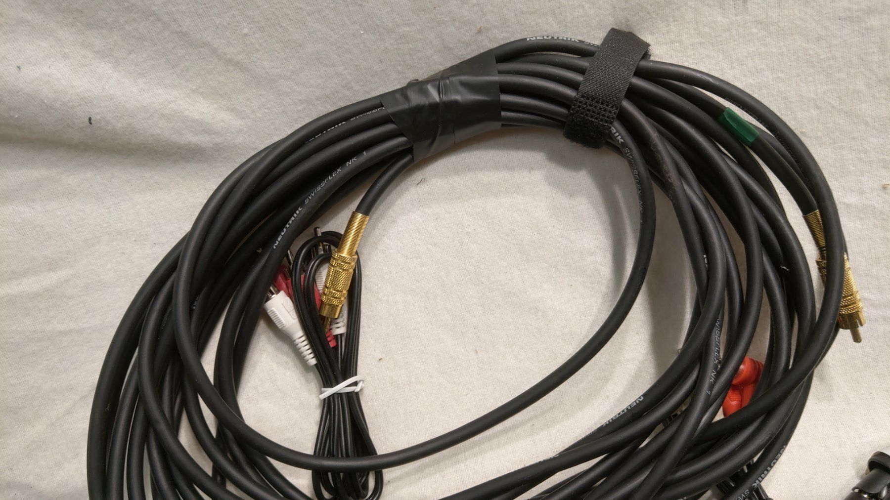Cavi: Restposten Bastel - Kabel (x689) – Usato da Däniken SO venduto da Profog1 4