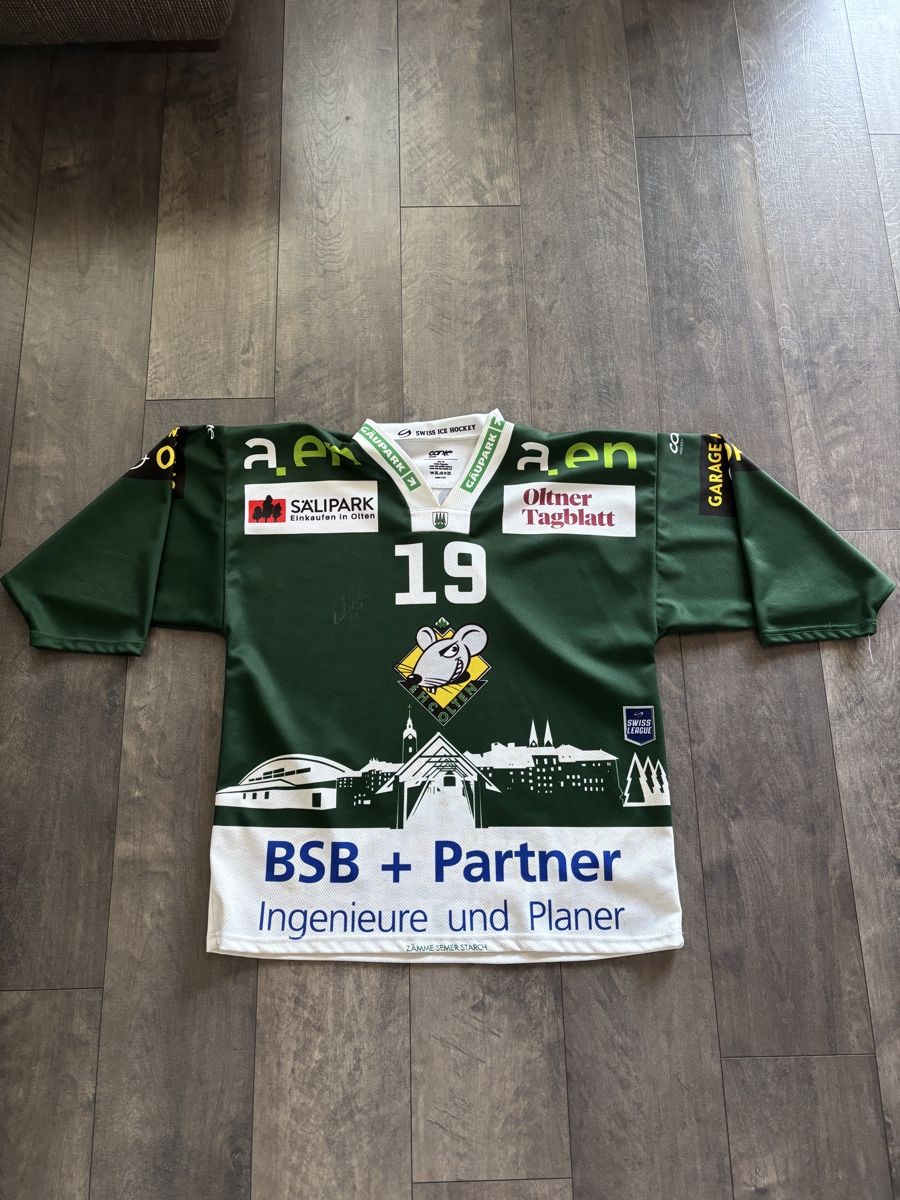 Leibchen & Hosen: Eishockey-Trikot EHC Olten – Gebraucht aus Lostorf von eic_td2w