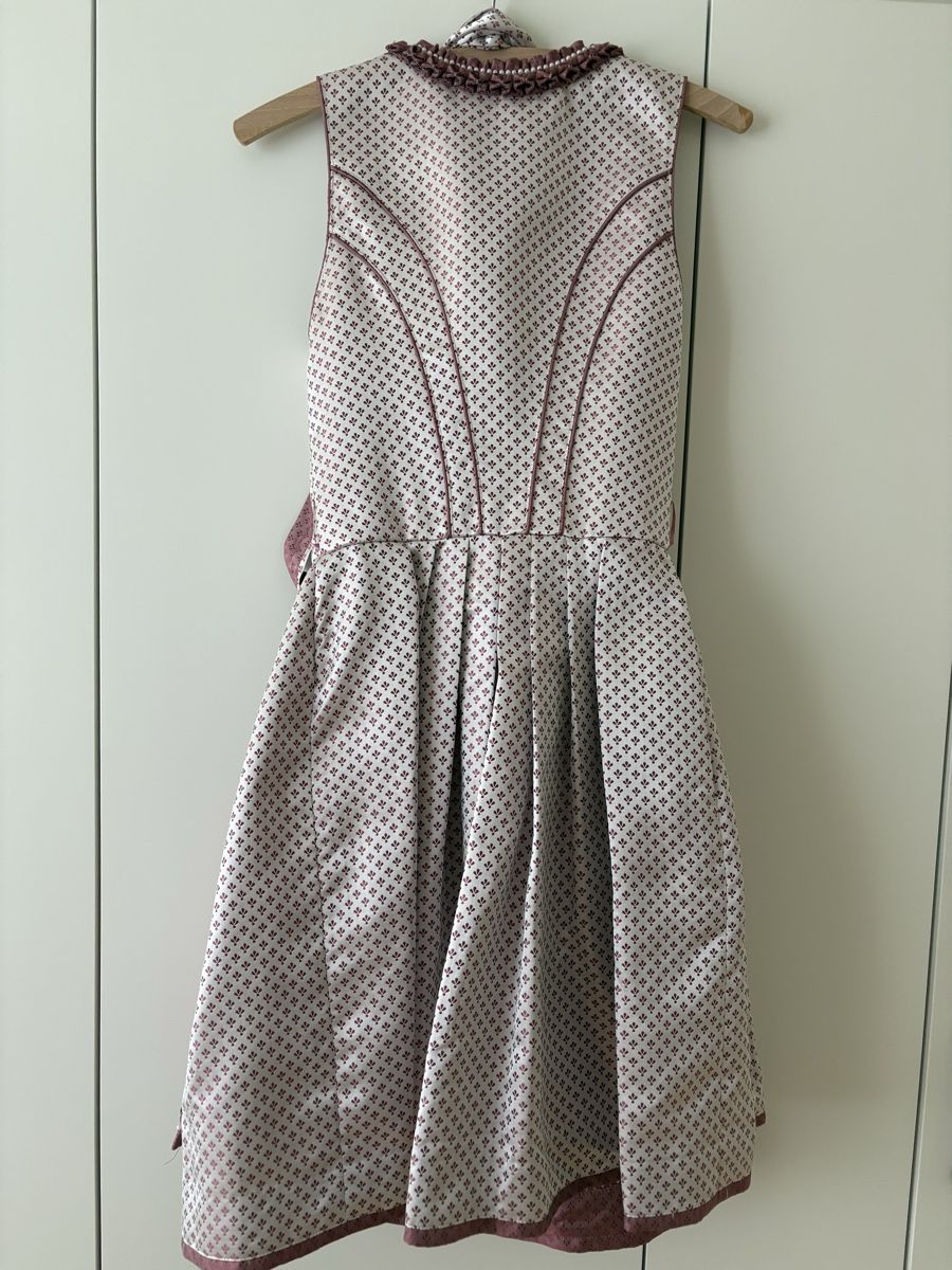 Krüger Robes: Dirndl, Krüger, Gr. 34, weiss/ rosa – D'occasion à Stans par sil_k5f5 2