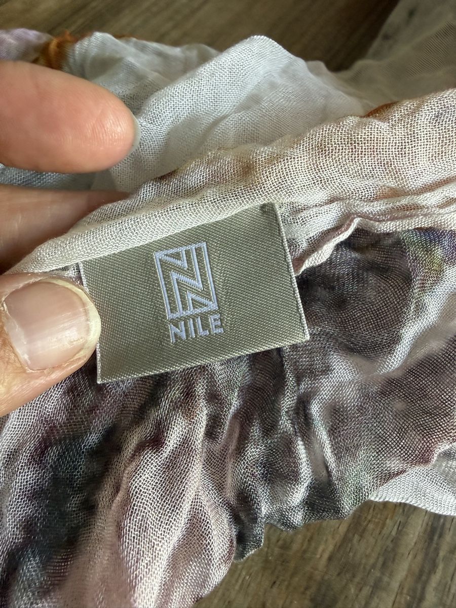 Nile Foulard & Sciarpe: Sommerschal von Nile – Usato da Zürich venduto da Mothai 1