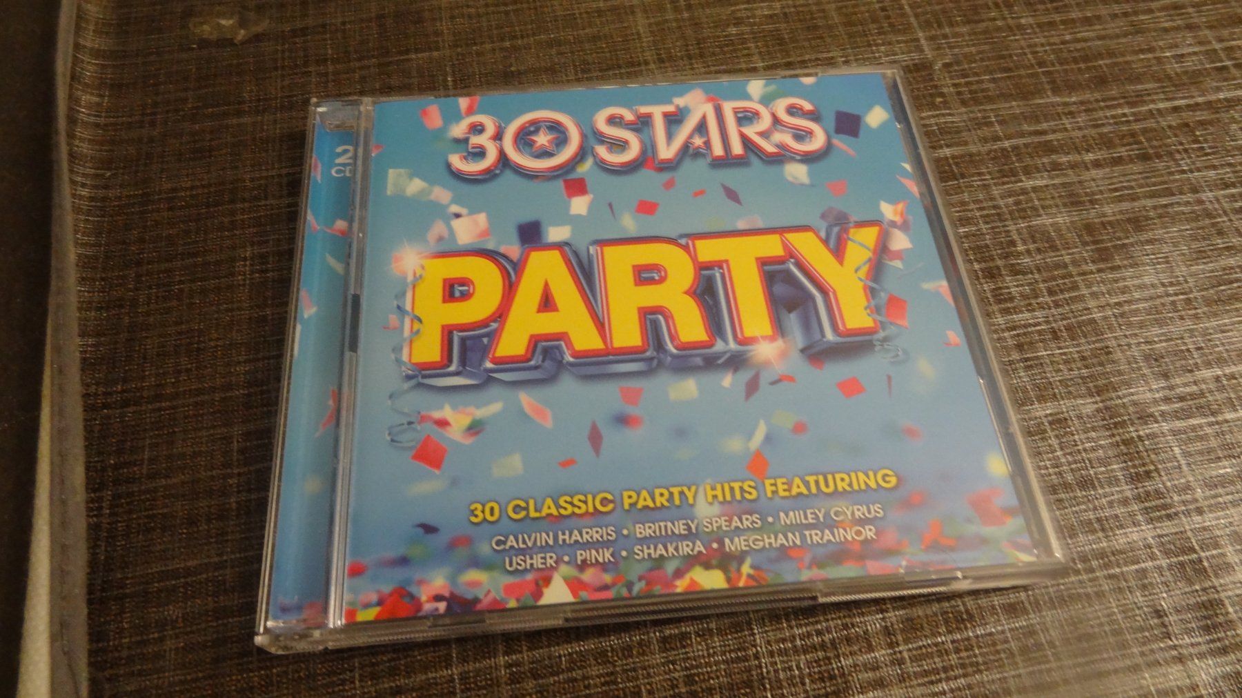 CD: 30 Stars Party - 30 Classic Party Hits CD – Usato da Olten venduto da Disc-Ausverkauf