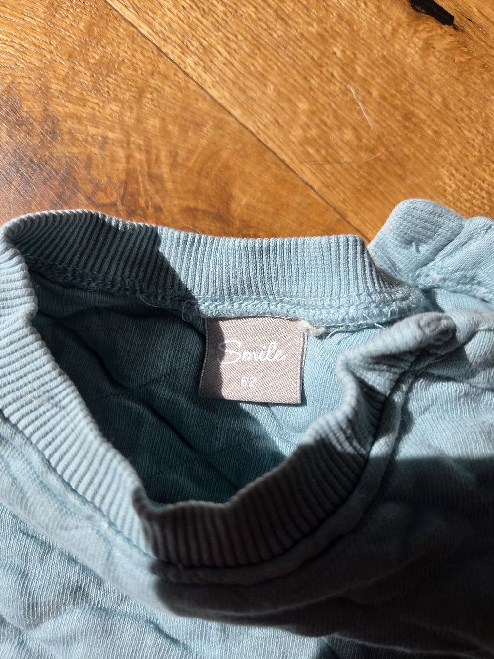 Pullover & Sweatshirts: Baby Pullover Smile Gr. 62, Oversized Pulli grün – Gebraucht aus Ottikon von swiftchocolate 1