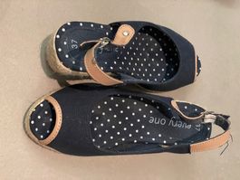 Tolle Pumps/Sandalen, Gr37, blau