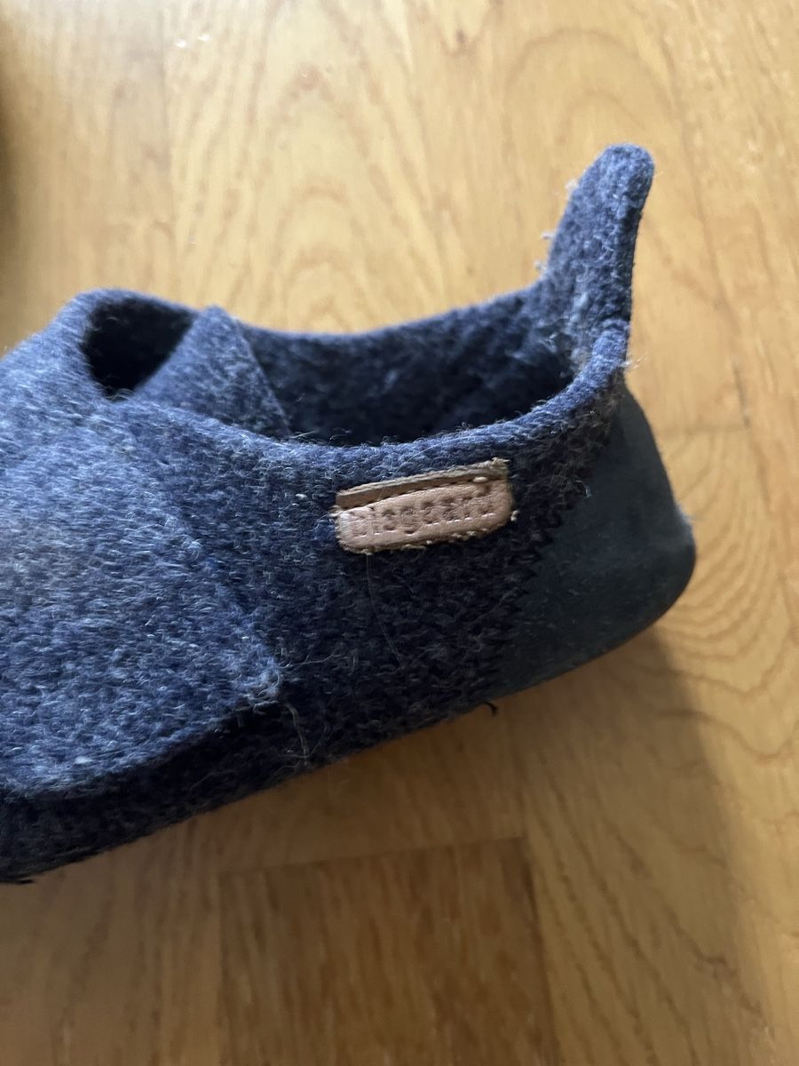 Bisgaard Scarpe per ragazzi: Hausschuhe Bisgaard Filz Grösse 33 – Usato da Bern venduto da hispano74 1