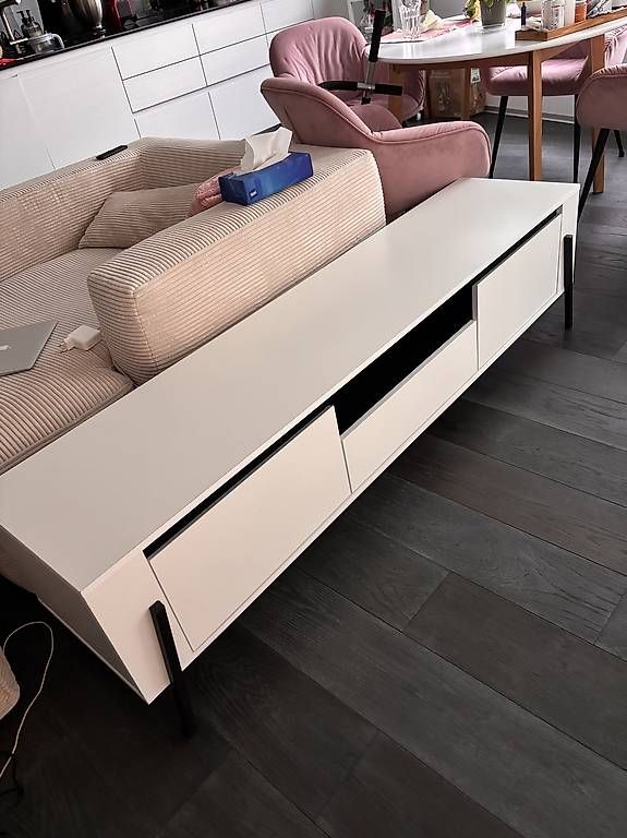 Meubles TV: TV Möbel NEU – D'occasion à Zürich par gyo_99xn 1